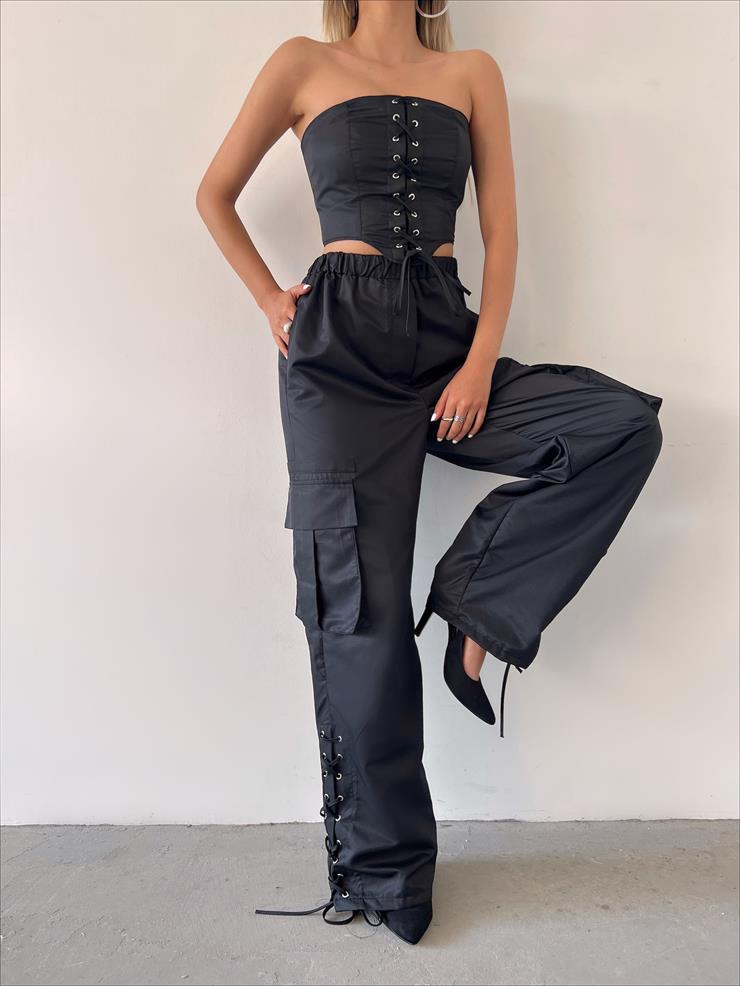 Straplez Korse Detay Crop Beli Lastikli Paçası Bağlama Detaylı Bol Pantolon Satin Kadın Siyah Büstiyer Takım 23Y000224