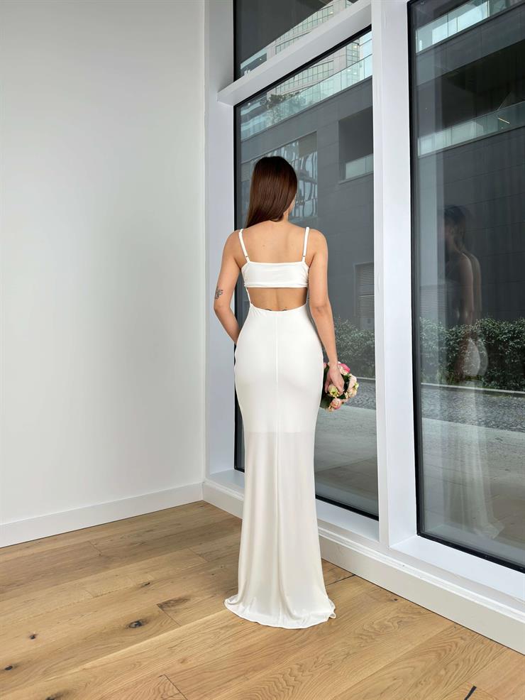 İnce Askılı Sırt Dekolteli Sendy Kadın Beyaz Maxi Elbise 24Y125