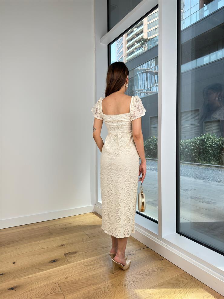 Kısa Kol Önü Büzgü Detaylı Eteği Yırtmaçlı Sharma Kadın Taş Midi Elbise 24Y710