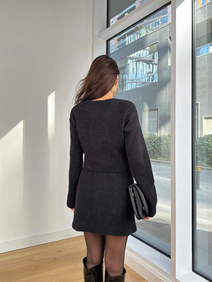 Kalp Düğmeli Ceket Mini Etek Sheyla Siyah Kadın Takım 25K318