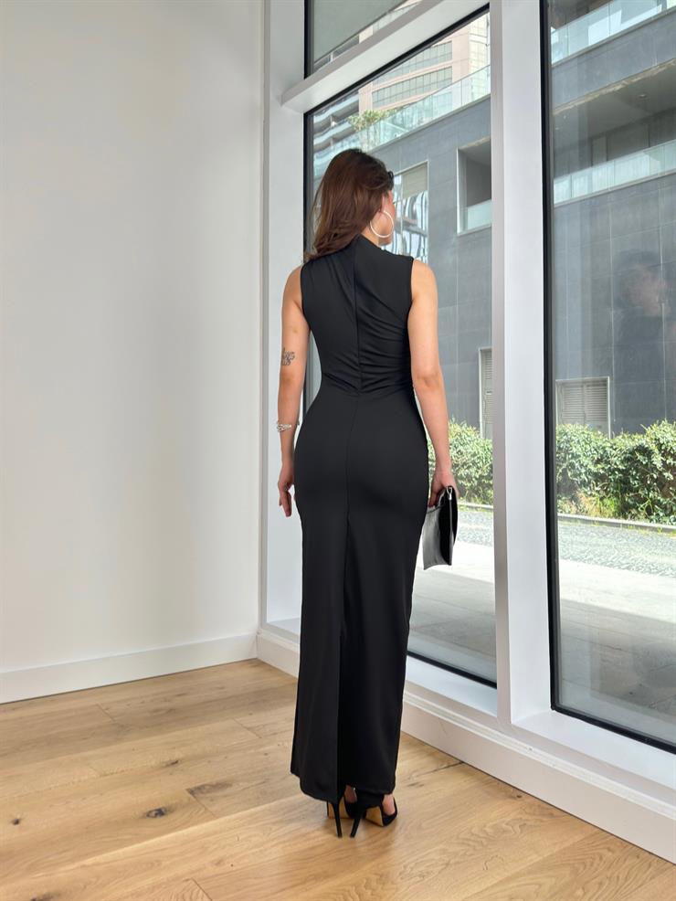 Yarım Boğazlı Kolsuz Drapeli Silva Kadın Siyah Maxi Elbise 24Y353