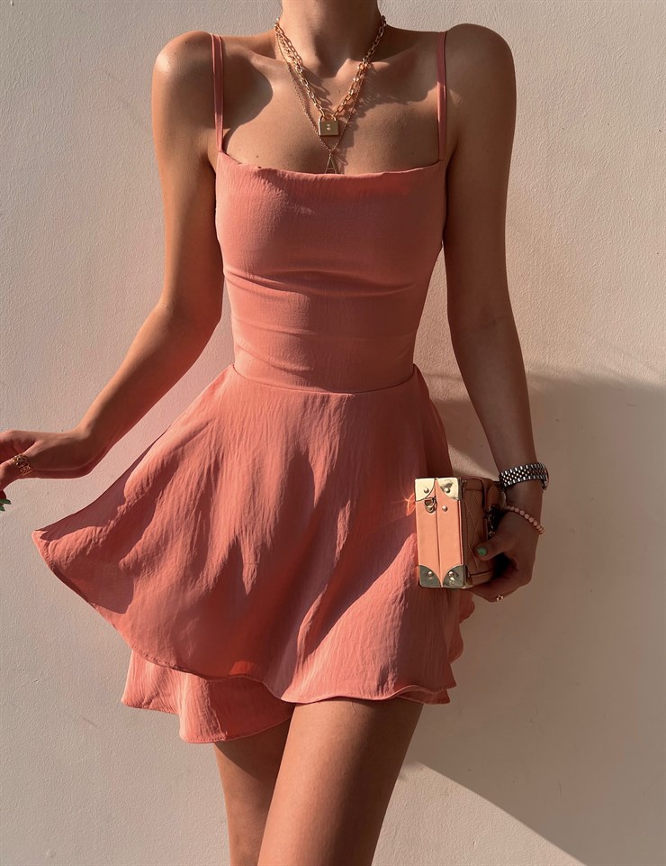 Sırt Dekolteli Volanlı Dalia Kadın Pudra Şort Tulum 22Y000075