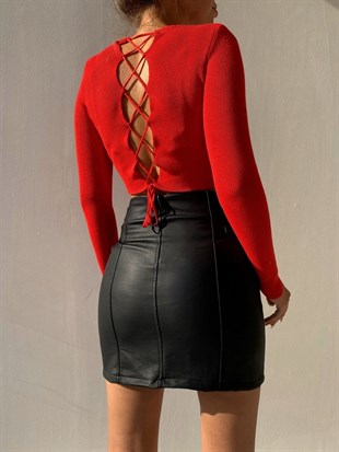 Fitilli Sırtı Bağcıklı Dekolte Kadın Kırmızı Crop Kazak 22K000078