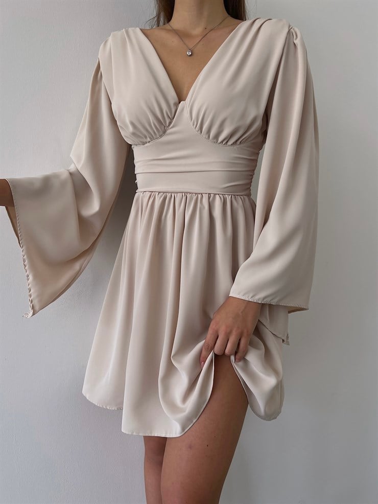 Sırtı Derin V Dekolteli Uzun Geniş Kol Belden Oturtmalı Bel Kısmı Gipeli Oskar Kadın Bej Mini Elbise 23K000036