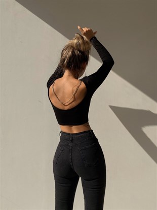 Sırtı Zincir Detaylı Kadın Siyah Crop Bluz 22K000135