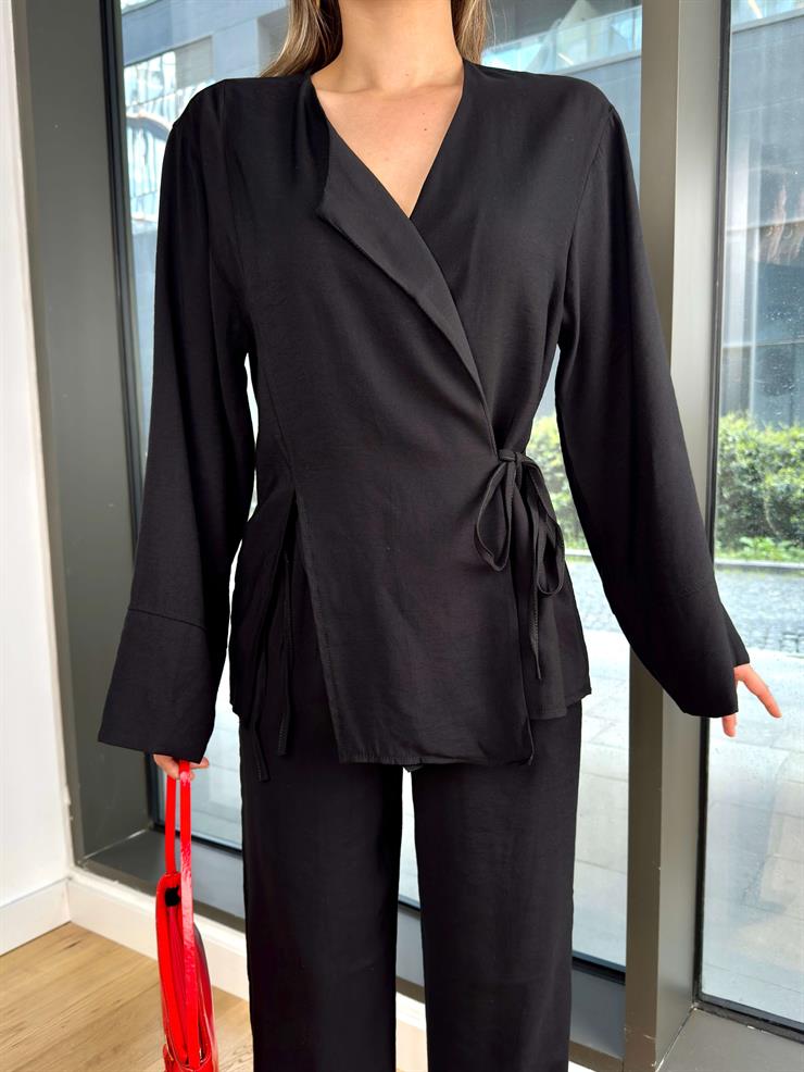 Uzun Kol Kruvaze Bağlamalı Bluz Yüksek Bel Bol Paça Pantolon Sıstin Siyah Kadın Takım 25Y275