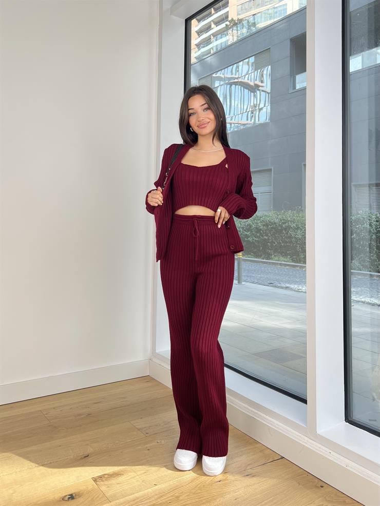 Önü Düğmeli Hırka Crop Yüksek Bel Pantolon Sofiane Kadın Bordo Üçlü Triko Takım 25K117
