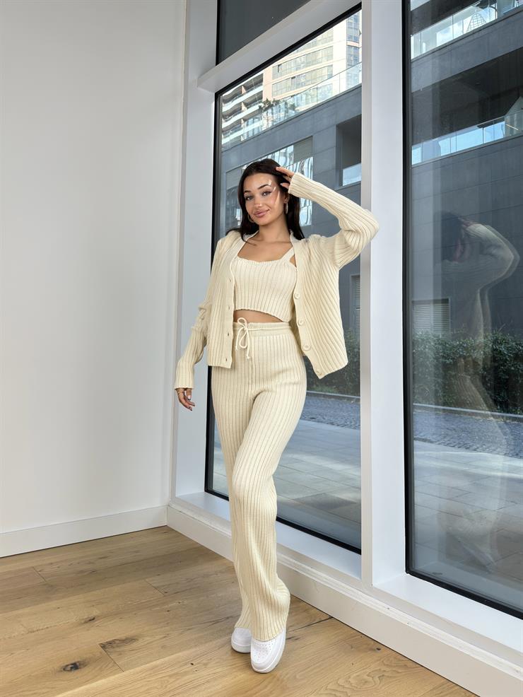 Önü Düğmeli Hırka Crop Yüksek Bel Pantolon Sofiane Kadın Taş Üçlü Triko Takım 25K117