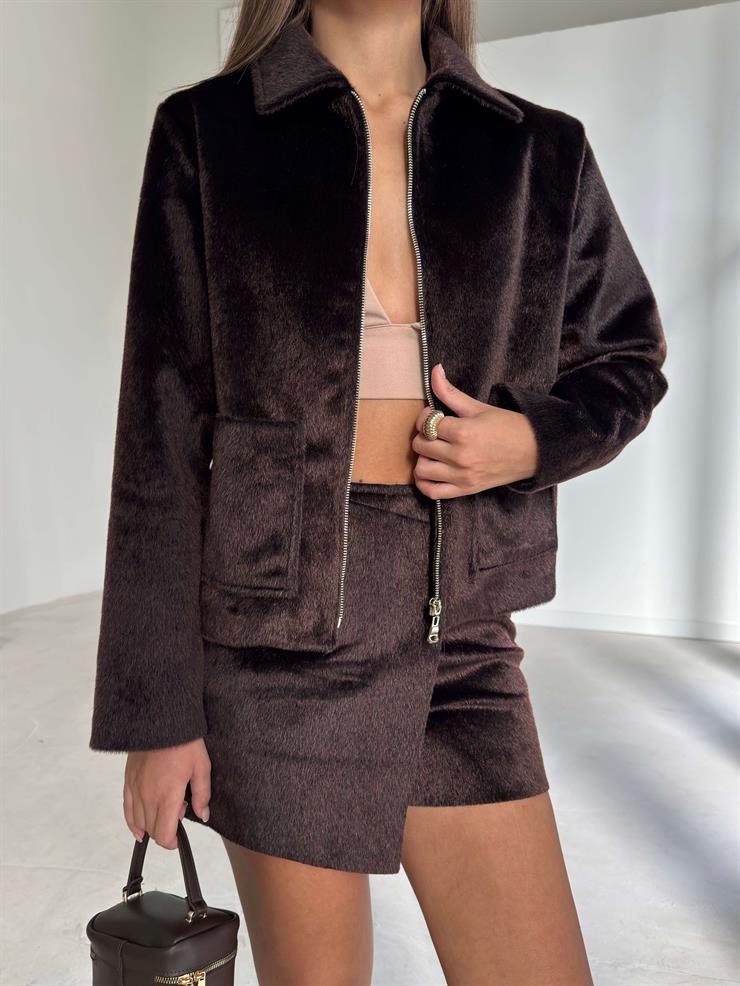 Yanı Cepli Şortu Kemer Aksesuarlı Şolder Kahve Kadın İkili Takım 26K160