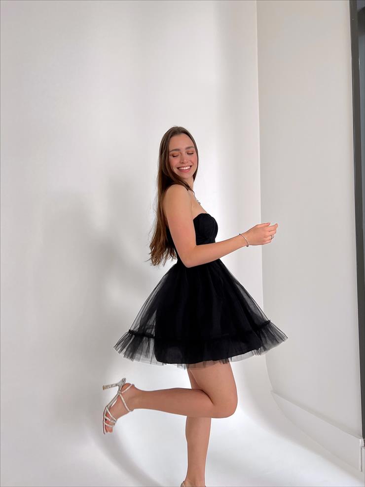 Straplez Belden Oturtmalı Eteği Tül Tara Kadın Siyah Mini Elbise 23Y000027