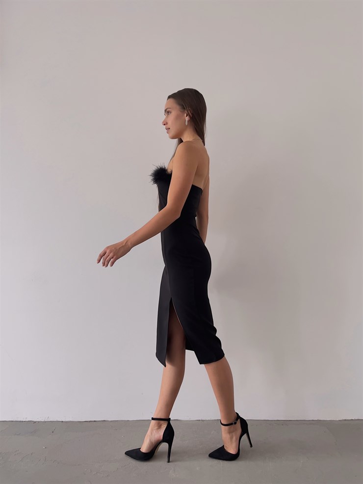 Straplez Göğüs Kısmı Tüy Detay Yırtmaçlı Orlando Kadın Siyah Midi Boy Elbise 23K000227