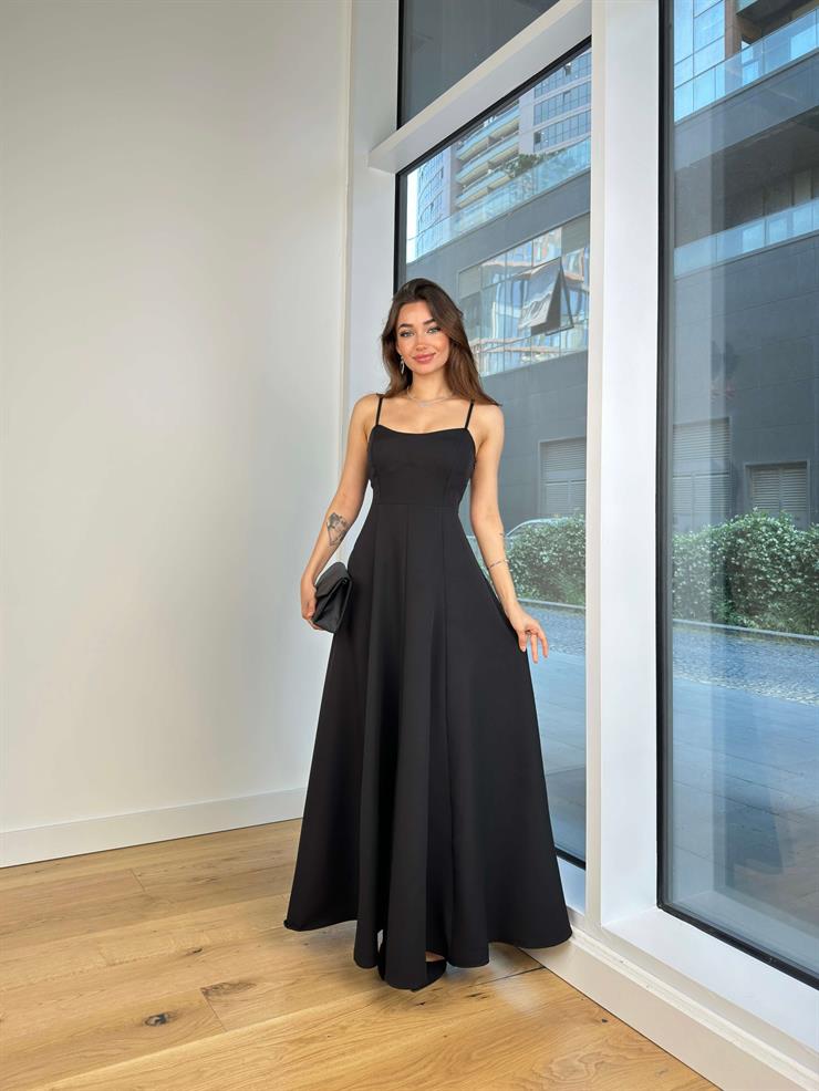Ayarlanabilir Askılı Arkası Gipeli Talar Kadın Siyah Uzun Elbise 24Y640