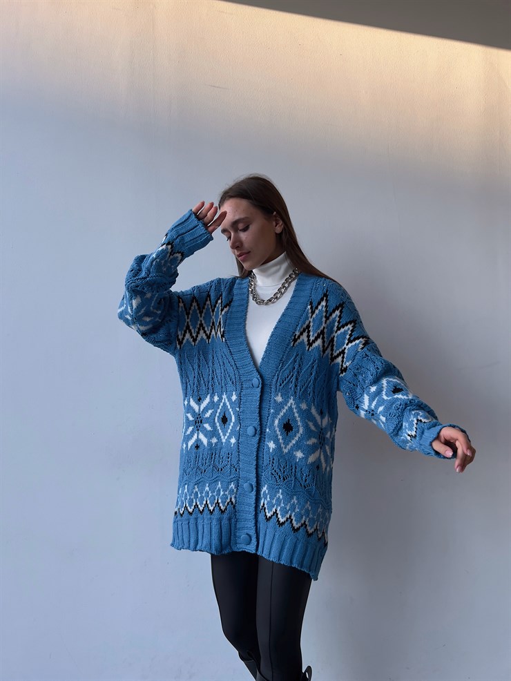 Desenli V Yaka Önü Düğme Kapamalı Taylon Kadın Mavi Triko Hırka 23K000278