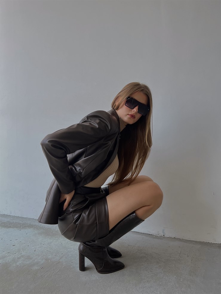 Tek Düğmeli Uzun Kollu Aria Kadın Kahve Vegan Deri Ceket 23K000016