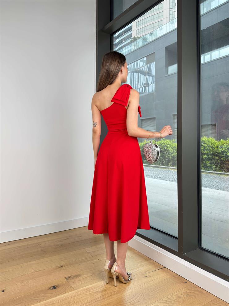 Tek Omuz Fiyonk Detaylı Belden Oturtmalı Nevren Kırmızı Kadın Elbise 25Y298