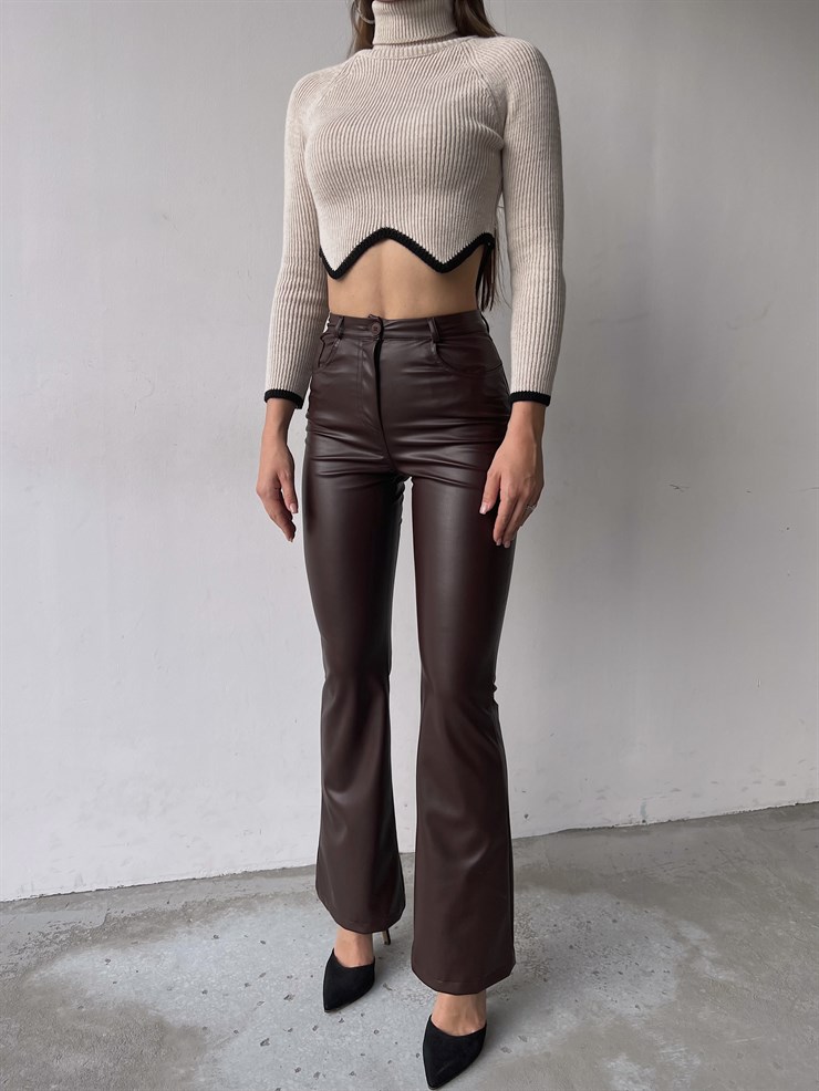 İspanyol Paça Yüksek Bel Thea Kadın Kahve Vegan Deri Pantolon 23K000218