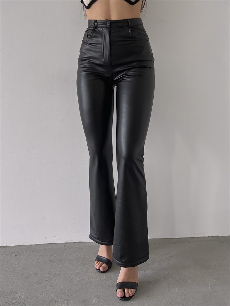 İspanyol Paça Yüksek Bel Thea Kadın Siyah Vegan Deri Pantolon 23K000218