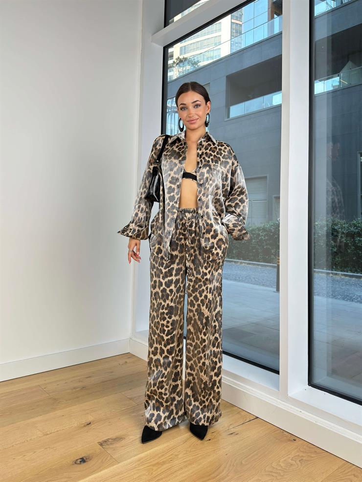 Beli Lastikli Bol Paça Pantolon Gömlek Ve Bralet Tilen Kadın Leopar Desenli Parlak Üçlü Takım 25K044