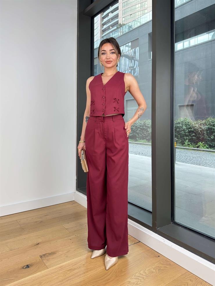 Yüksek Bel Pens Detaylı Bol Paça Tıray Bordo Kadın Pantolon 25Y244