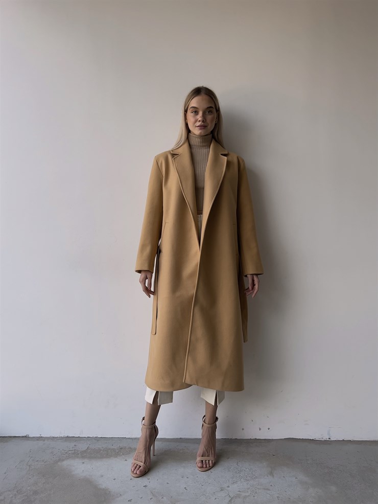 Uzun Beli Kemerli Yanları Cepli Edwin Kadın Camel Kaşe Kaban 23K000074