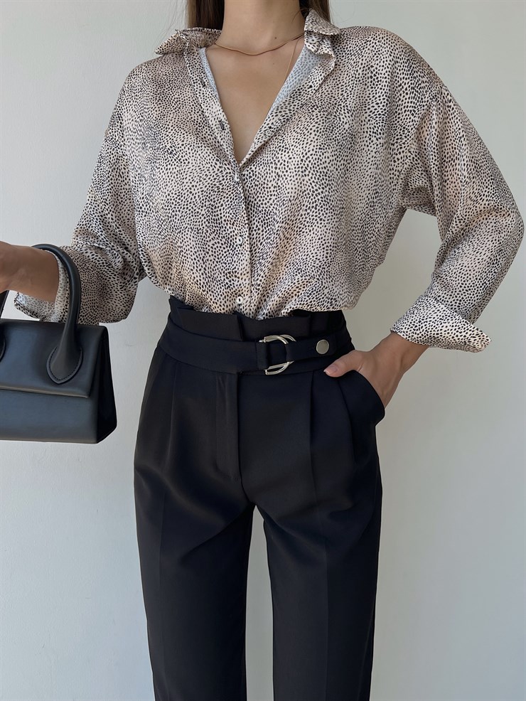 Uzun Kollu Düğme Kapamalı Önü Kısa Arkası Uzun Leopar Desenli Kadın Caterina Gömlek 22Y000511