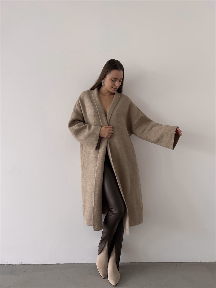 Uzun Triko Christopher Kadın Bej Hırka 23K000135