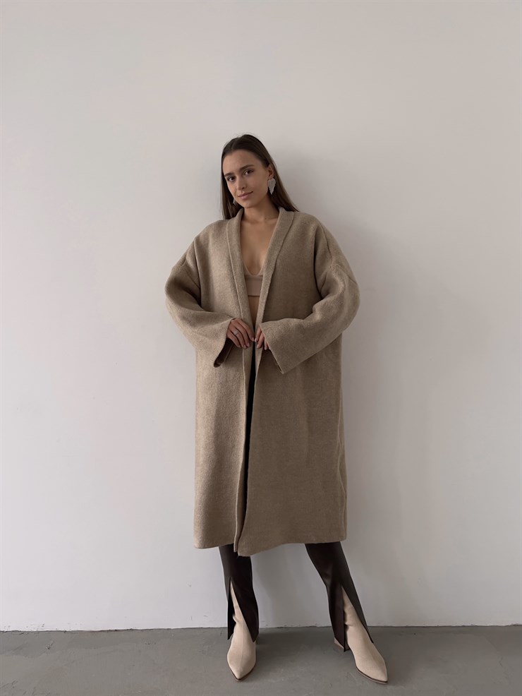 Uzun Triko Christopher Kadın Bej Hırka 23K000135