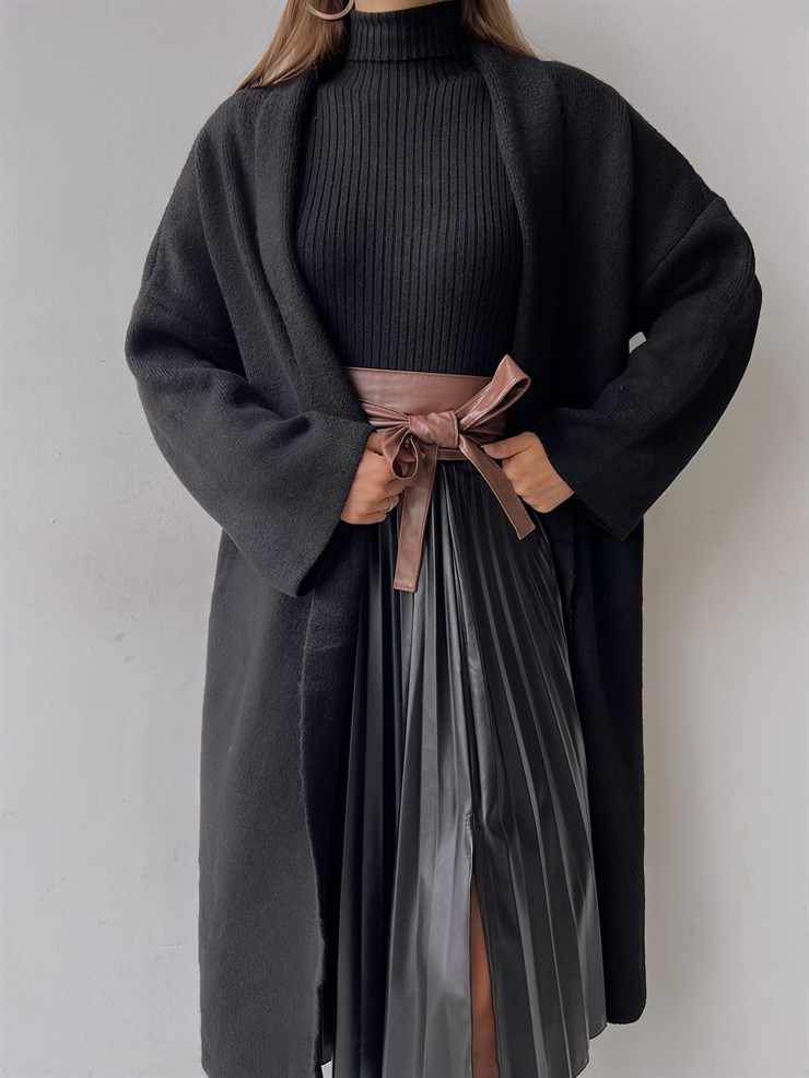 Uzun Triko Christopher Kadın Siyah Hırka 23K000135