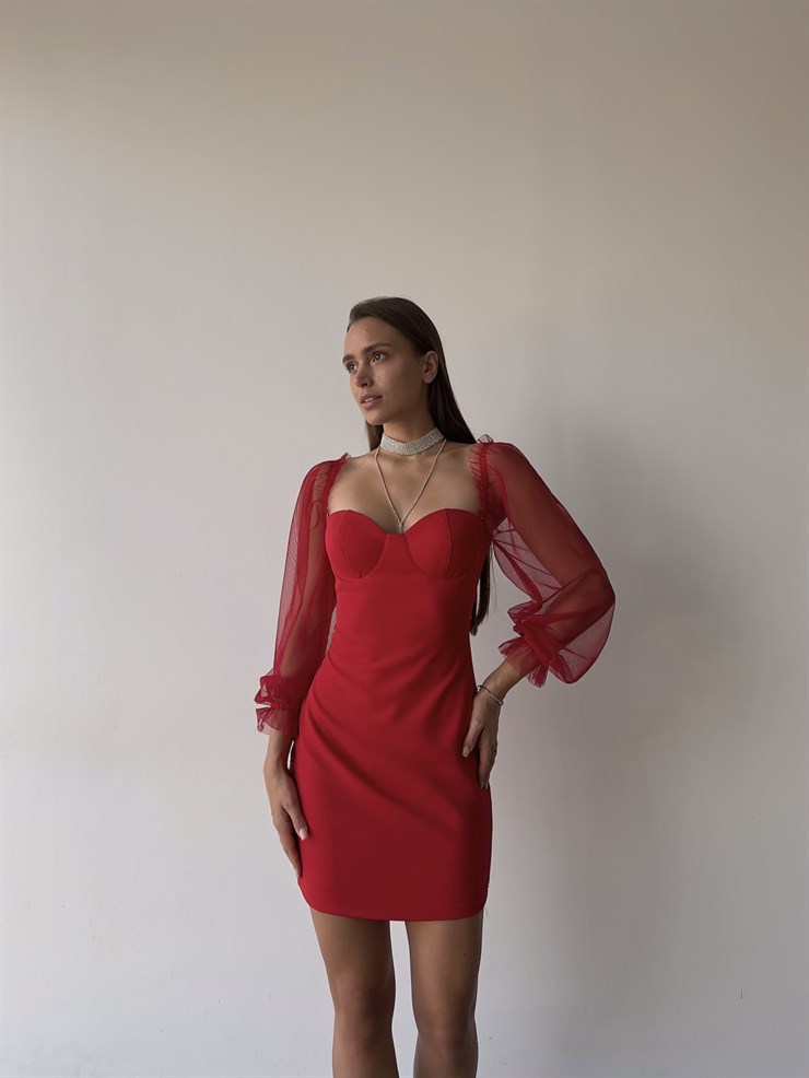 Uzun Tül Lastik Kol Kalp Yaka Göğüs Pedli Ohanna Kadın Kırmızı Mini Elbise 23K000041