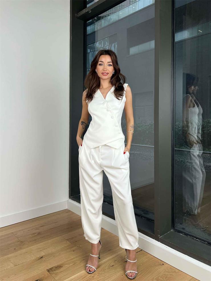 V Yaka Çapraz Düğmeli Yelek Yüksek Bel Pens Detaylı Pantolon Alisha Kadın Ekru Takım 24k417
