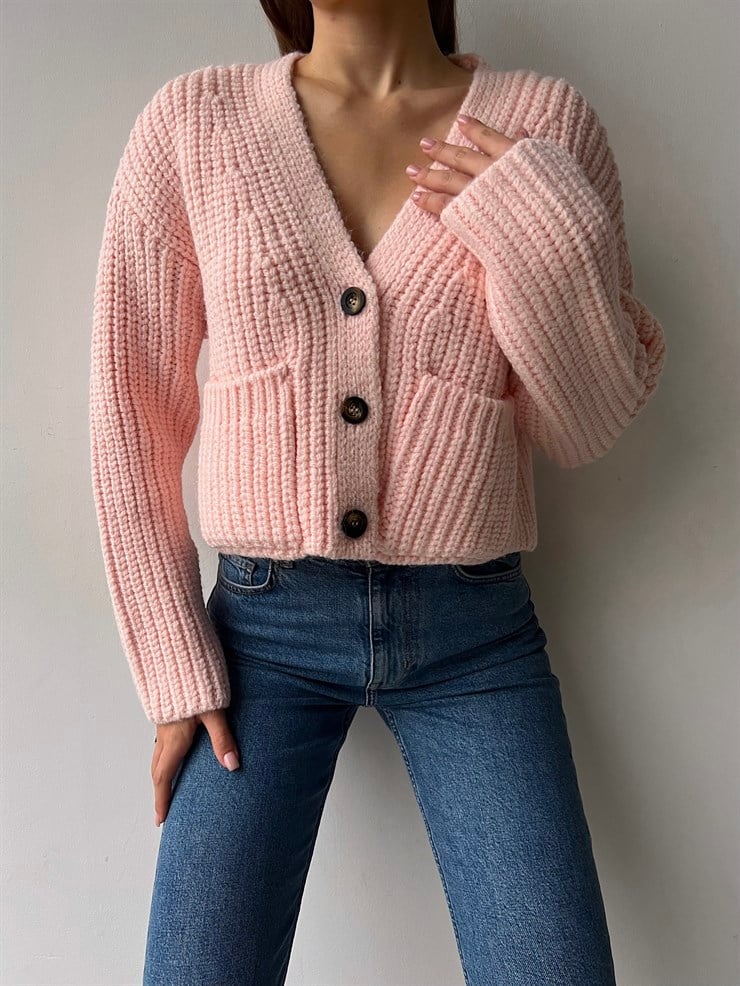 Önü Düğme Kapamalı Yanları Cepli V Yaka Kadın Pembe Crop Hırka 23K000233