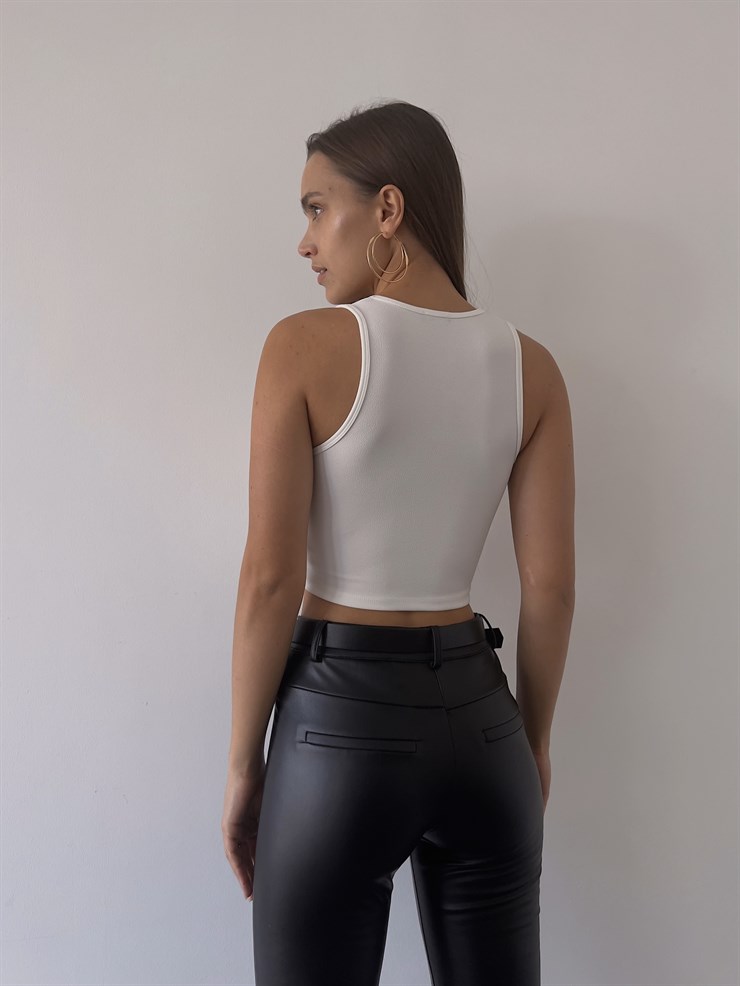 V Yaka Kalın Askılı Jaime Kadın Beyaz Crop 22Y000216