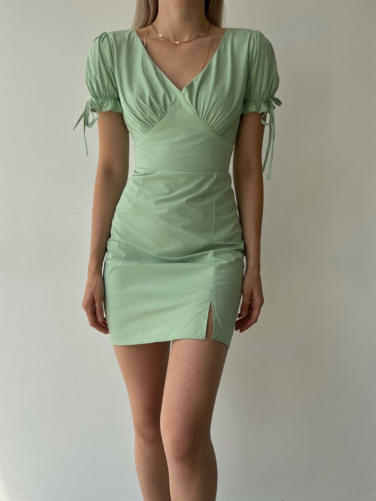 V Yaka Kısa Kollu Önden Minik Yırtmaçlı Nonus Moley Kadın Yeşil Elbise 22Y000374