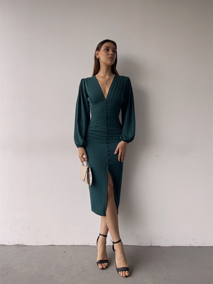 V Yaka Önden Yırtmaçlı Uzun Kol Berry Kadın Zümrüt Elbise 23K000361