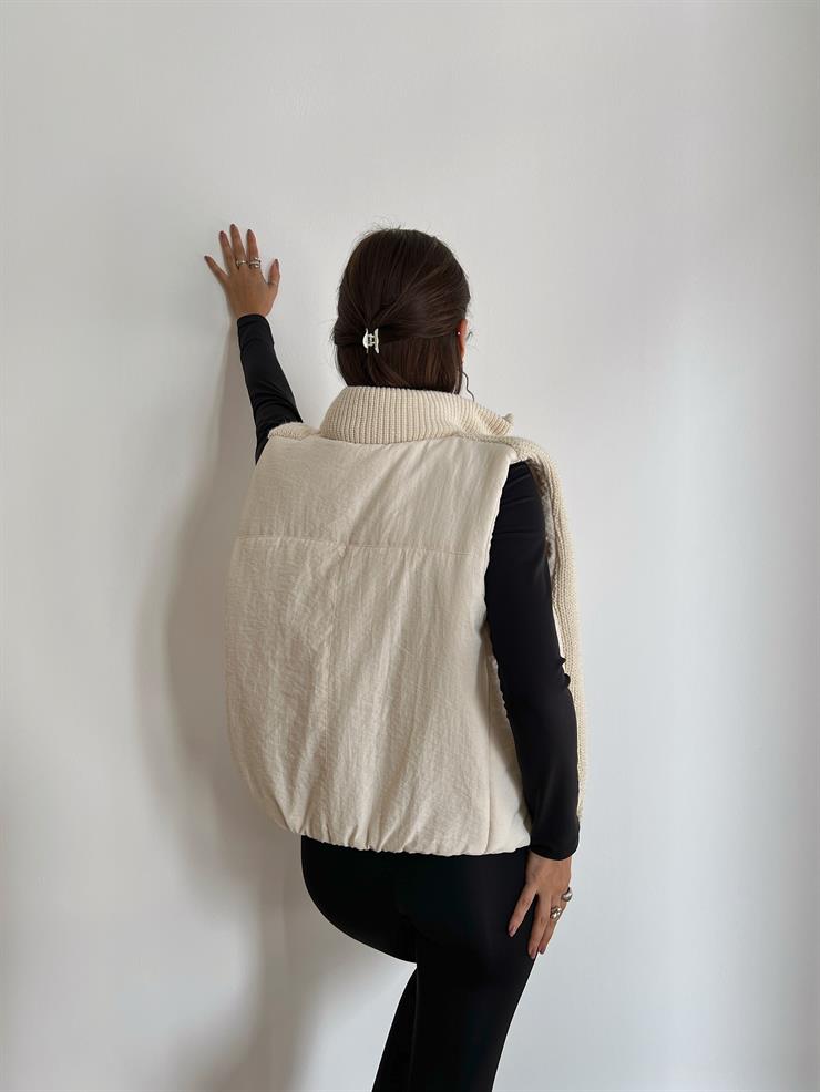 Fermuar Kapamalı Örme Görünümlü Valeria Kadın Taş Yelek 24k000050