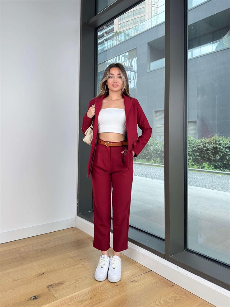 Omuz Vatkalı Blazer Ceket Beli Kemerli Pantolon Vans Bordo Kadın Takım 25Y229