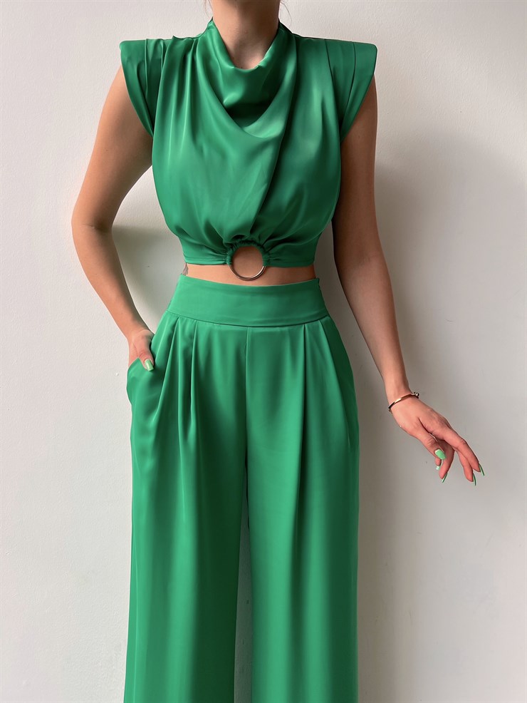 Vatkalı Halka Detay Bel Lastikli Kadın Yeşil Crop Bluz 22K000631