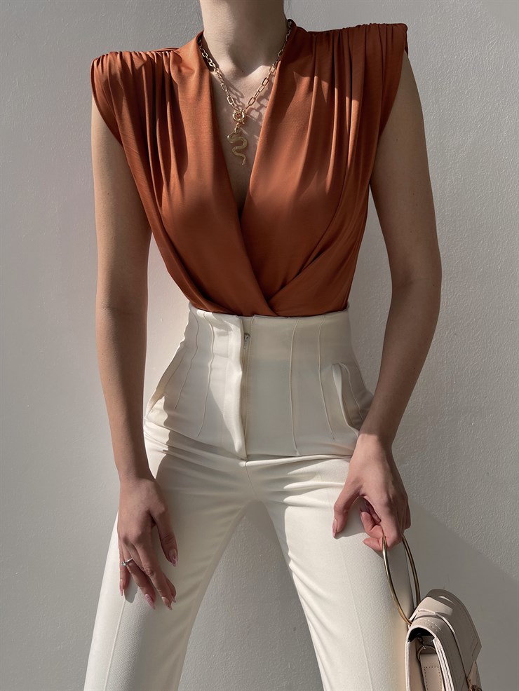 Vatkalı Kolsuz Kruvaze Garrison Kadın Tarçın Bodysuit 22Y000066