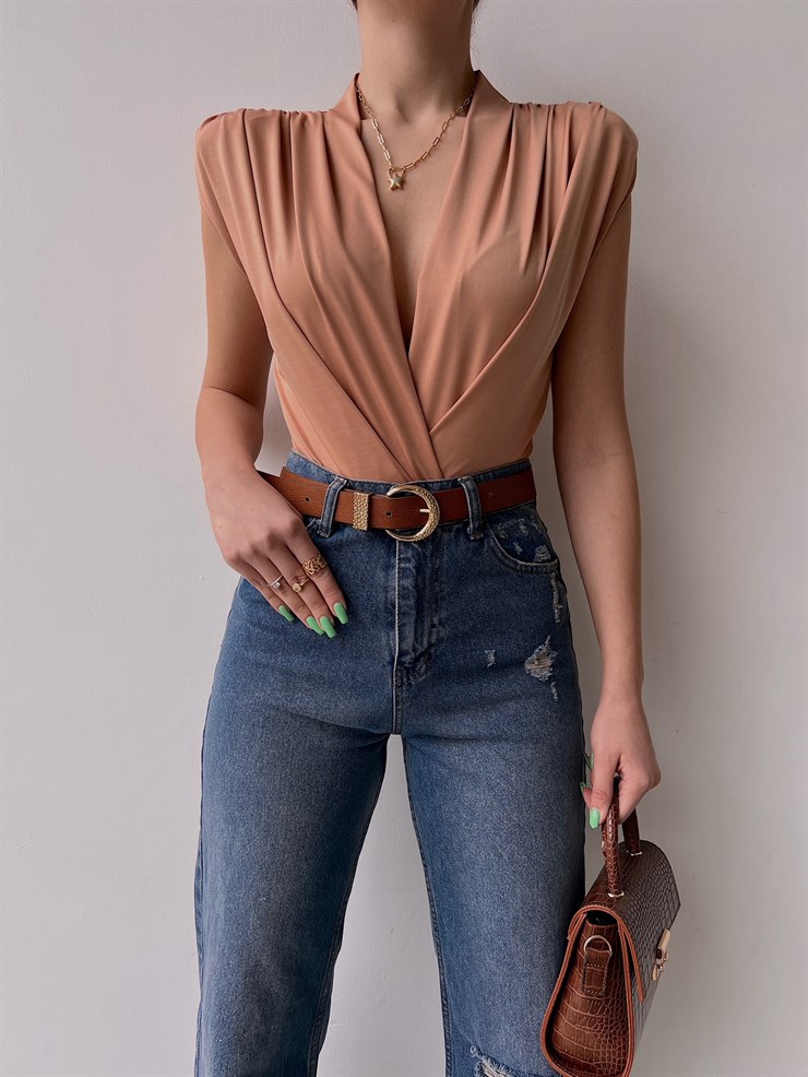 Vatkalı Kolsuz Kruvaze Garrison Kadın Camel Bodysuit 22Y000066