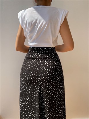 Vatkalı Bisiklet Yaka Basıc Kadın Beyaz T-shırt21Y000388