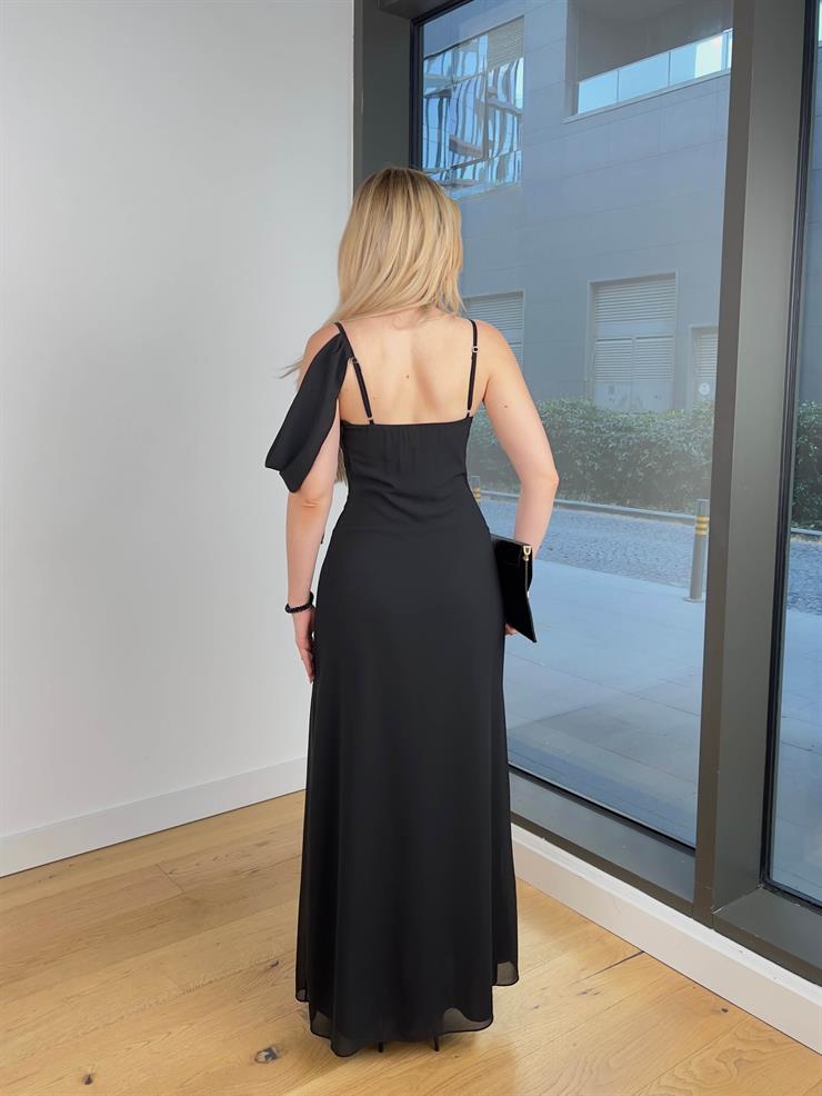 Askılı Çiçek Aksesuarlı Vestli Siyah Kadın Elbise 25Y532