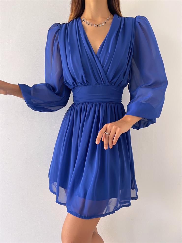 Kruvaze Yaka Belden Oturtmalı Vette Kadın Saks Şifon Mini Elbise 23Y000075