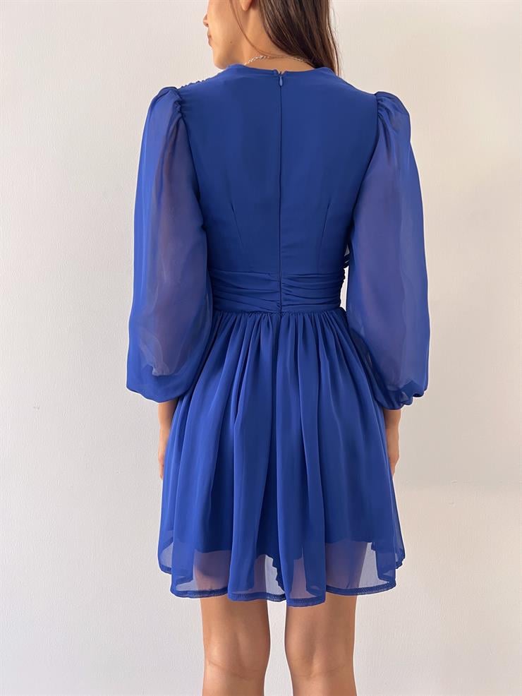 Kruvaze Yaka Belden Oturtmalı Vette Kadın Saks Şifon Mini Elbise 23Y000075