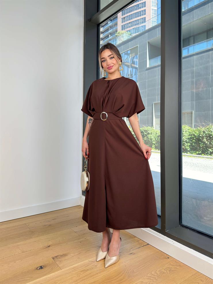 Yuvarlak Yaka Beli Kemerli Veys Kahve Kadın Elbise 25Y115