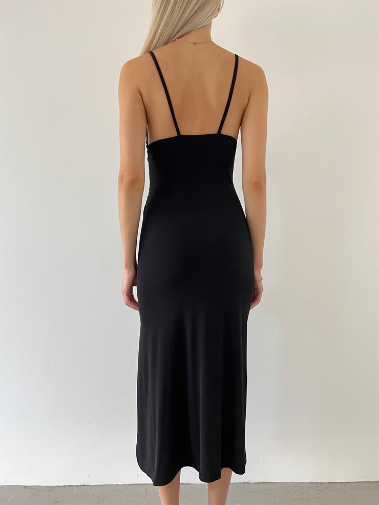 Askılı Degaje Yaka Yandan Yırtmaçlı Vicente Kadın Siyah Midi Elbise 23Y000562