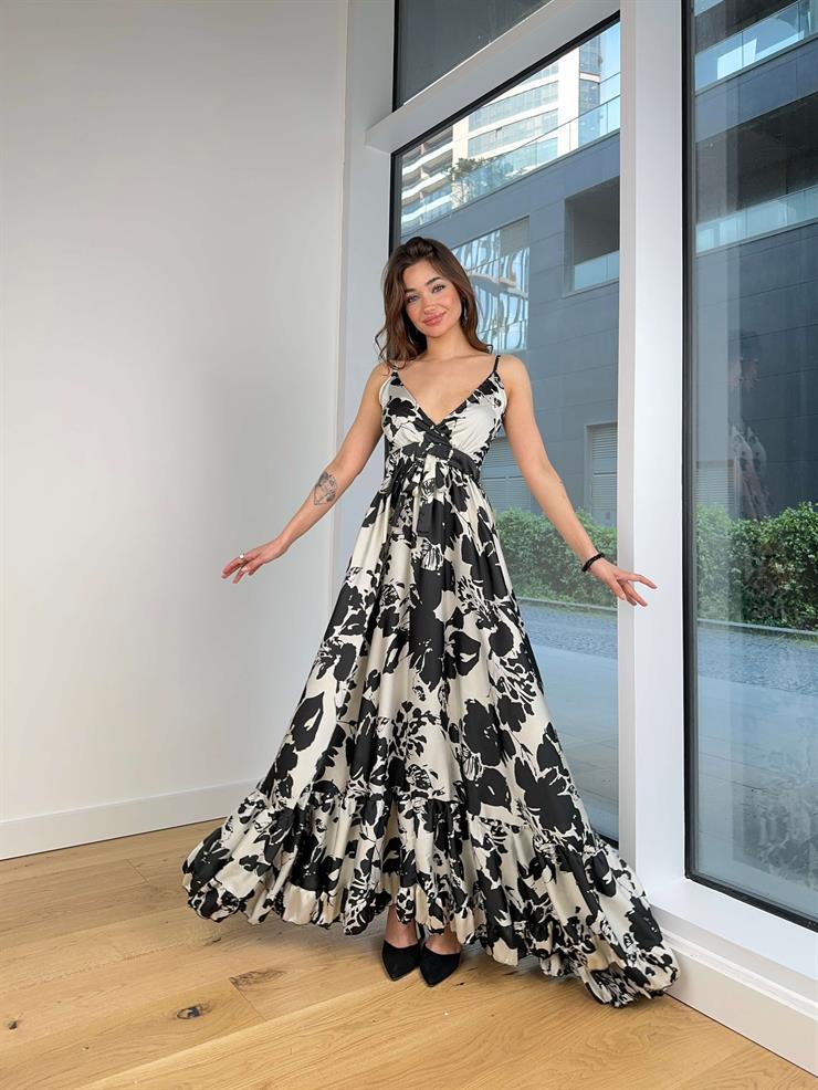 V Yaka Ayarlanabilir Askılı Arası Gipeli Vlasta Kadın Çiçekli Siyah Maxi Elbise 24Y503