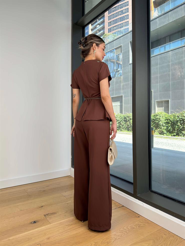 Kısa Kol Beli Kemerli Bol Paça Vörb Kahve Kadın Tulum 25Y117