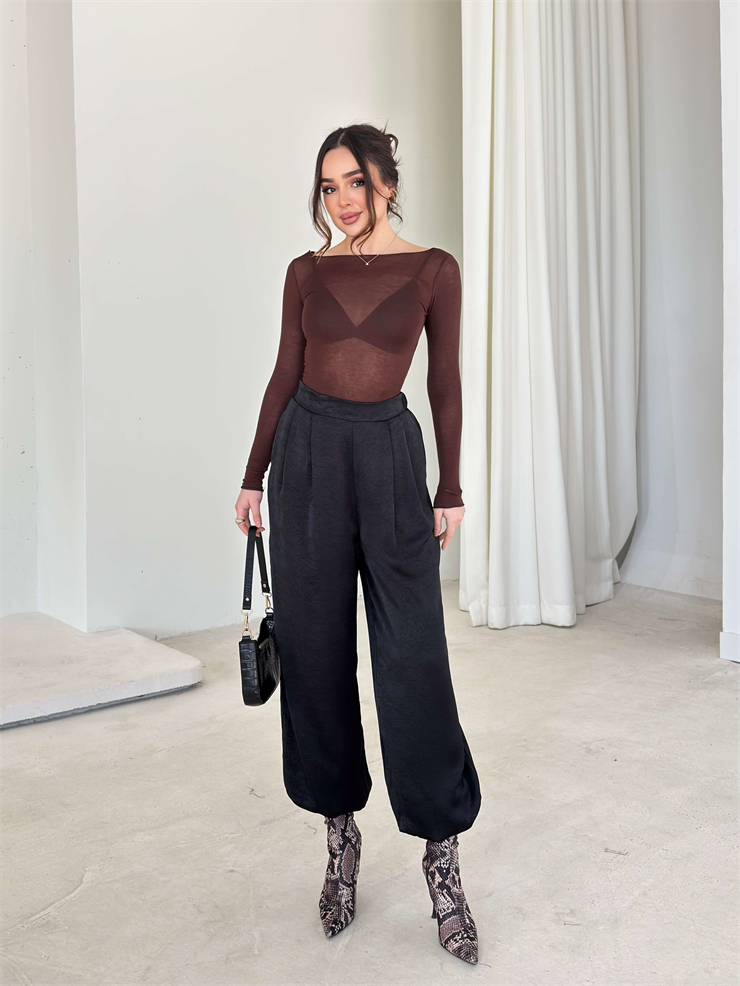 Paçası Düğmeli Beli Lastikli Vorum Siyah Kadın Pantolon 26Y047