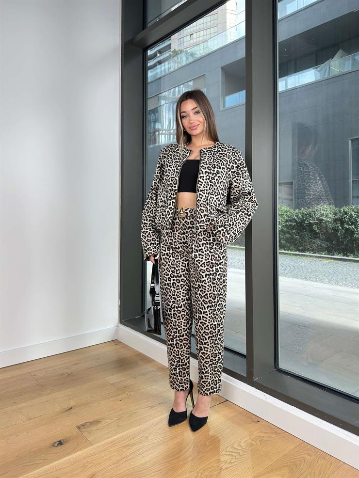 Yüksek Bel Wake Leopar Kadın Pantolon 25Y037