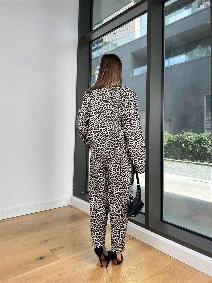 Yüksek Bel Wake Leopar Kadın Pantolon 25Y037